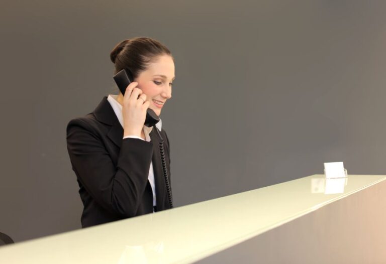 Empresa terceirizada de recepcionista: acerte na seleção