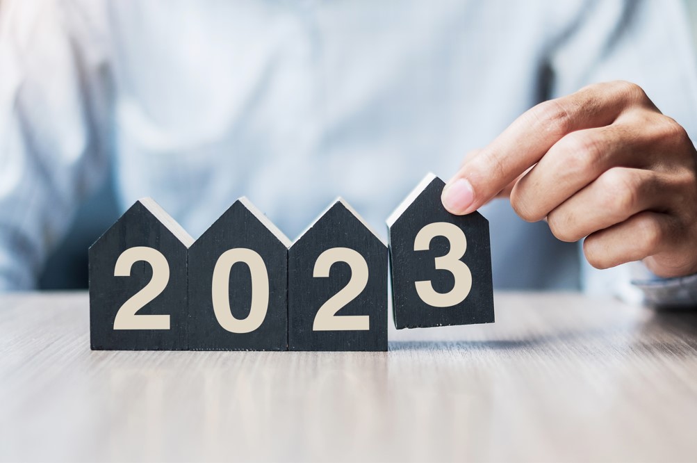 O texto relata sobre as tendências no setor de facilities 2023. Ao decorrer dos parágrafos, podemos conhecer quais são os melhores trabalhos para serem feitos neste ano.